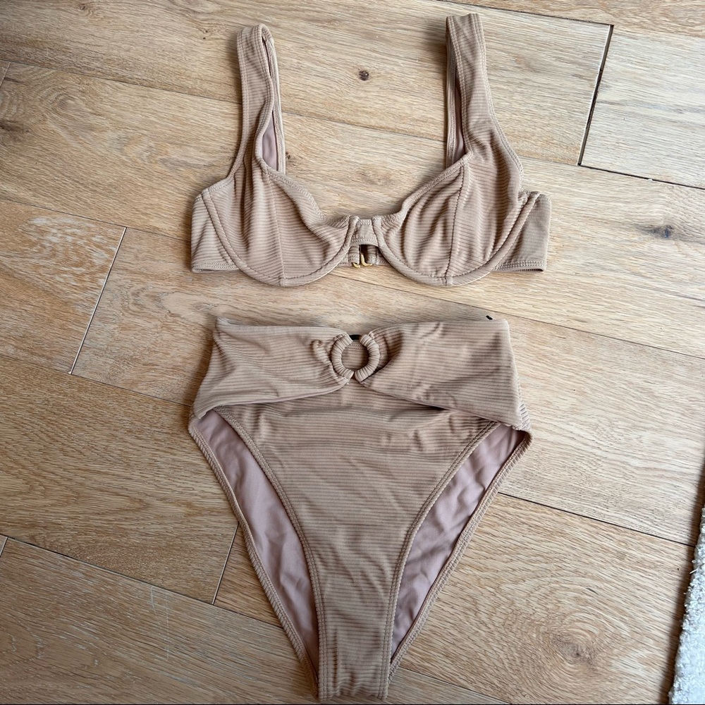 House of Harlow 1960 Bikini